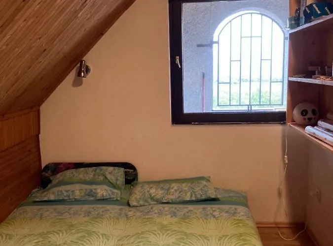 In Vineyard בית נופש